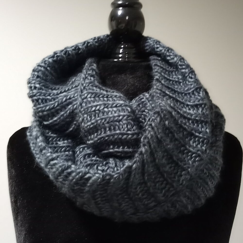 H&M BLUE SNOOD WOMEN | MEN ONE SIZE